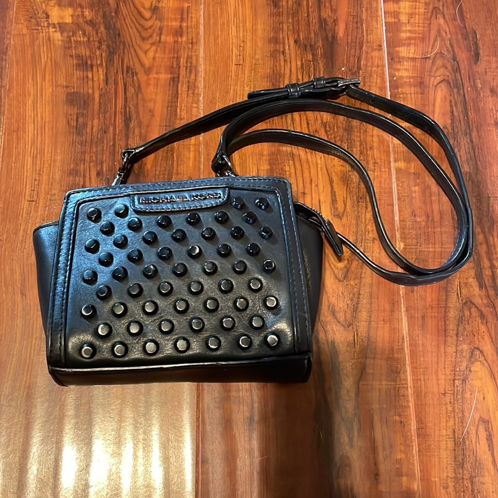 Michael Kors black cross body purse